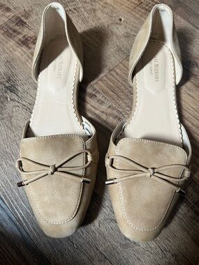 Isaac Mizrahi Tan Suede Loafers with Bow